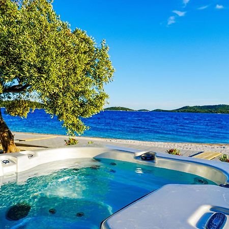 Buqez Eco Resort - Beach Villa 28 - Directly By Beach Drage Buitenkant foto