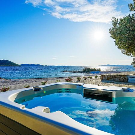 Buqez Eco Resort - Beach Villa 28 - Directly By Beach Drage Buitenkant foto