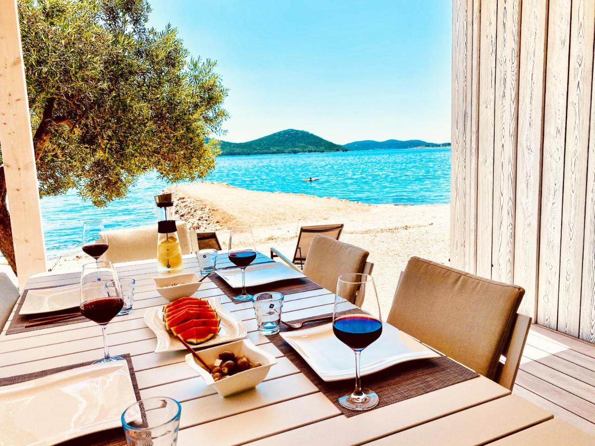 Buqez Eco Resort - Beach Villa 28 - Directly By Beach Drage Buitenkant foto
